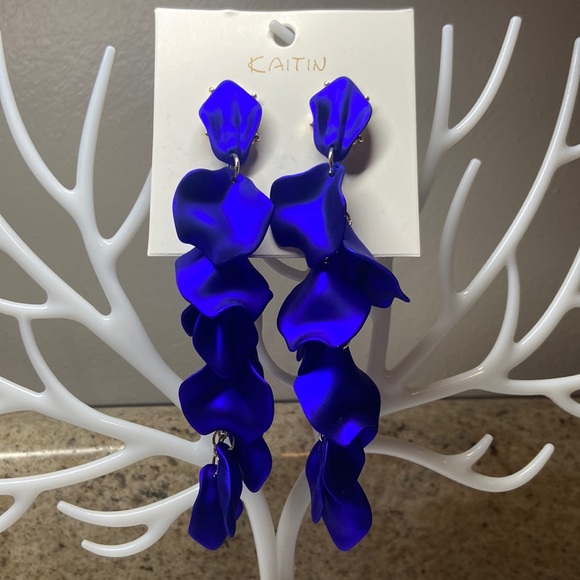 Jewelry - Blue Petal earring pr